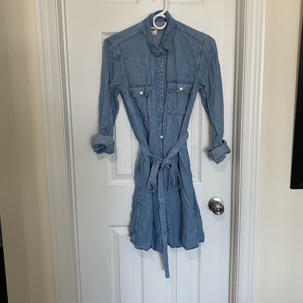 Gap denim dress - small